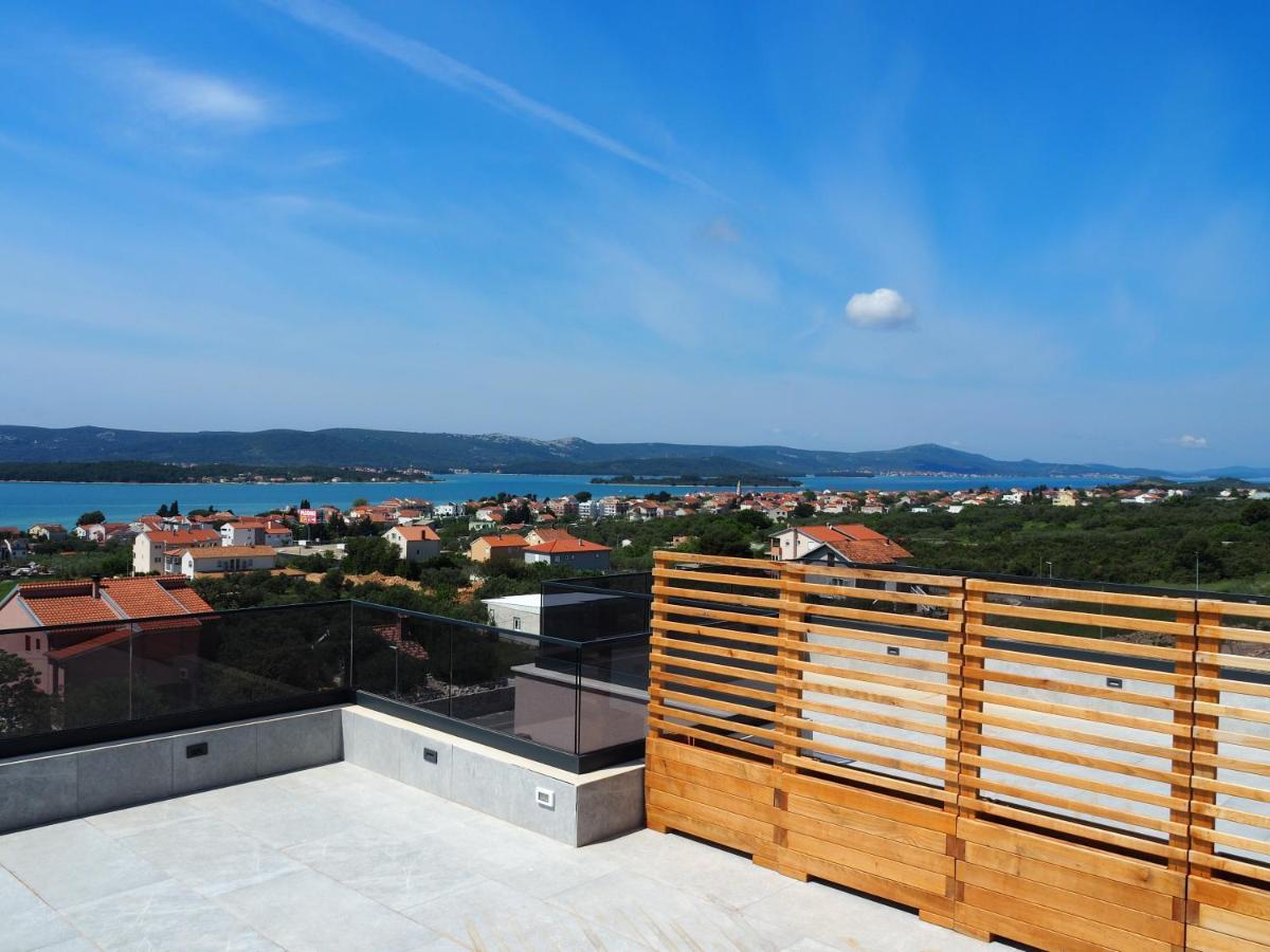 Apartment Rose Garden Sveti Filip i Jakov Exterior foto