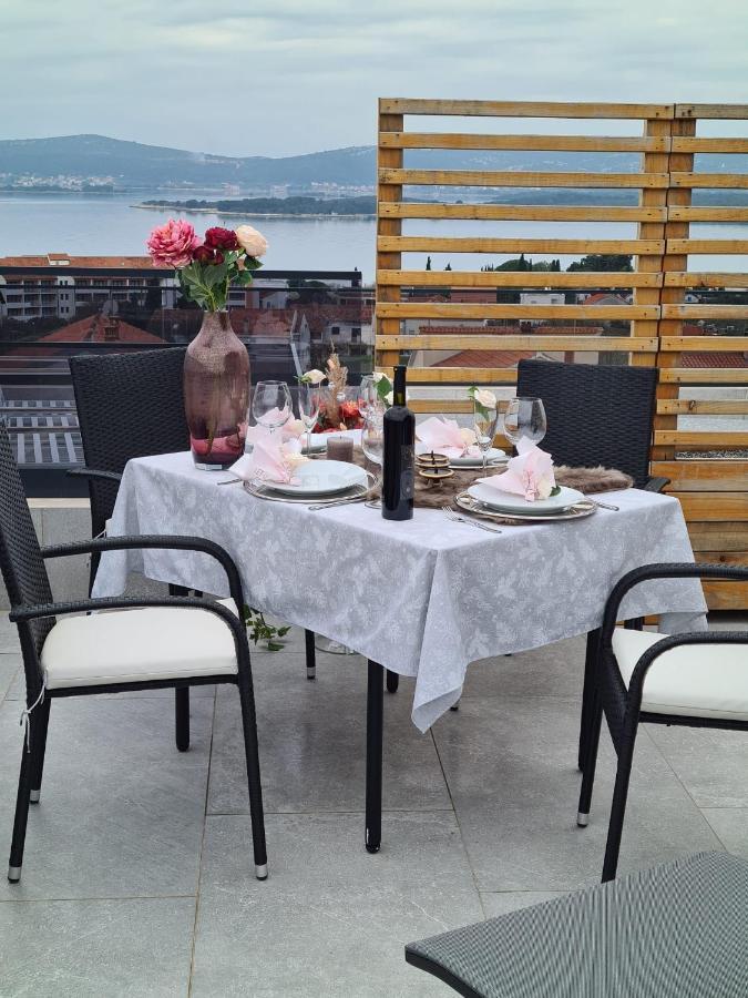 Apartment Rose Garden Sveti Filip i Jakov Exterior foto